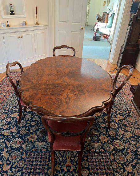 mid Victorian burr walnut quarter veneered breakfast table